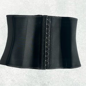 XS black corset waist trainer short torso shape ware